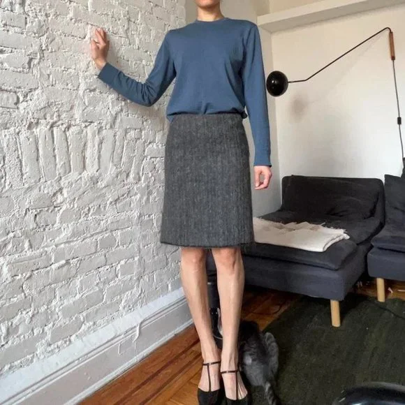 Prada wool mohair midi skirt in grey - Picture 2 of 4